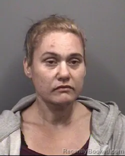 Mugshot of DUSTI LOUISE MARSHALL