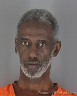 Mugshot of PREVIN DEAN MOORE