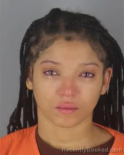 Mugshot of JAKIA JANEE QUARLES