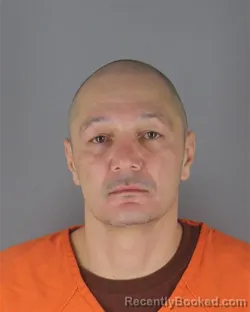 Mugshot of GREGORY PAUL HETTENBACH