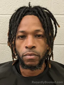 Mugshot of STENCIL PETRONIUS ROBINSON