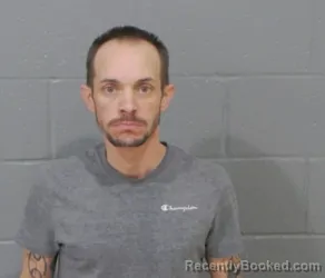 Mugshot of JARRETT LEIGH SHUE