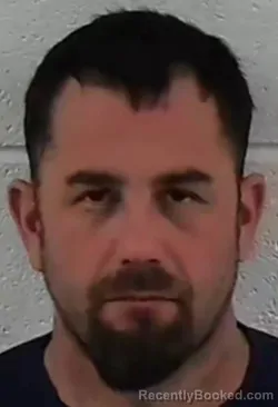 Mugshot of MATTHEW LEE SENTER