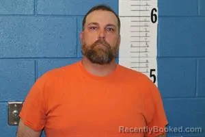 Mugshot of MATTHEW CRAIG LONG