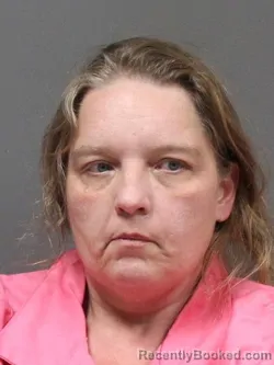 Mugshot of ELAINE E ATTEBERRY