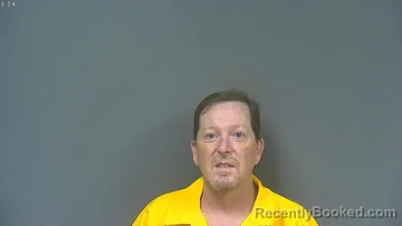 Mugshot of JONATHAN D DAVIS