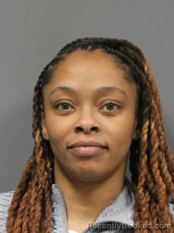 Mugshot of KESHIA MONIQUE KNOWLES