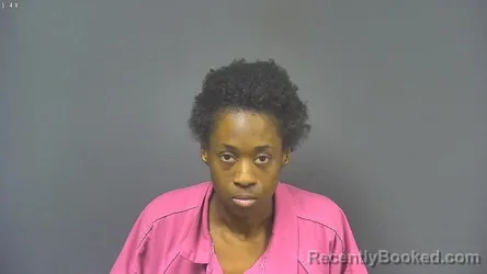 Mugshot of KEAUNTA KESHAWN ROBINSON