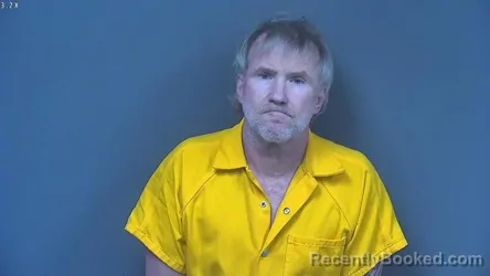 Mugshot of TRACY BENJAMIN HUDSON