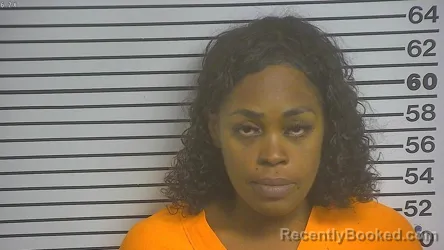 Mugshot of Ebony L Moye