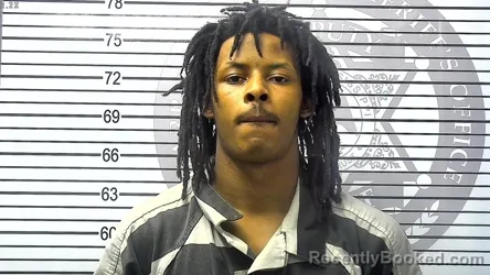 Mugshot of BENJAMIN LEONARD SMITH