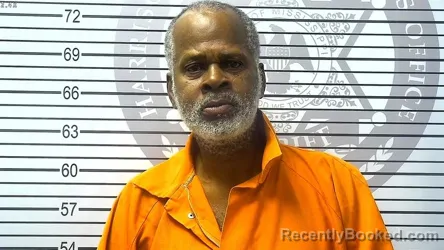 Mugshot of MAJOR LEE WHITFIELD