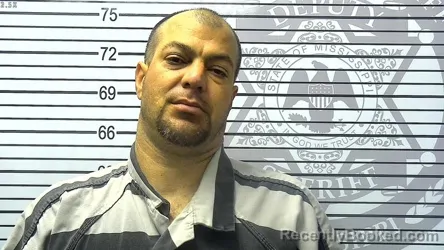 Mugshot of NICHOLAS WARD HOLDER