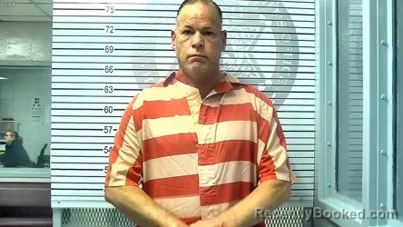 Mugshot of STANLEY SUMNER HOLT