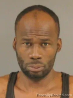 Mugshot of EZEKIEL LAMARCUS HUTTON