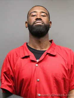 Mugshot of SHADARRINE DEVON'E SHELTON