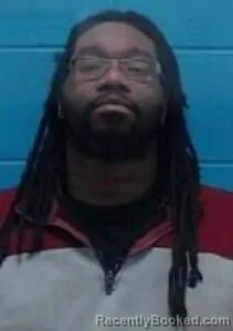 Mugshot of ORLANDO ROBINSON