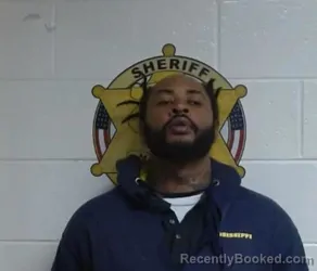 Mugshot of SUATTARRUS TYQUAN WHITE