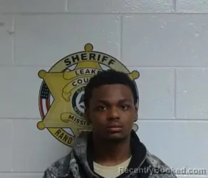 Mugshot of DA MAREYAE KERN