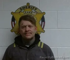 Mugshot of TRACY LAVAN BARBER