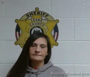 Mugshot of SHARMYN L BUFKIN