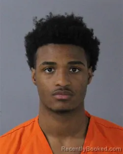 Mugshot of CENDREVIOUS MONTAE SLAUGHTER