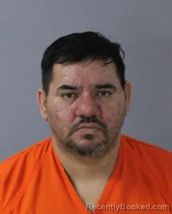 Mugshot of JOSUE MUNOZ-VILLEGAS