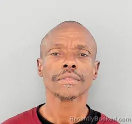 Mugshot of TUNSYAAN STENNIS