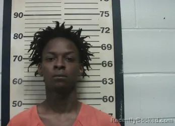 Mugshot of CORNELIUS ZYKEY MASON