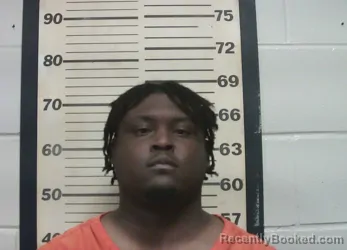 Mugshot of DONTAE KAVONE GUNN