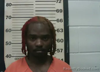 Mugshot of TREVON LAMART OUTLAW
