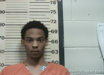 Mugshot of MARTAVIUS BANKHEAD
