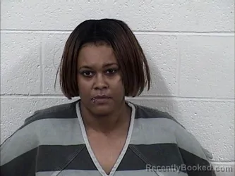 Mugshot of COURTNEY RENEE STRONG