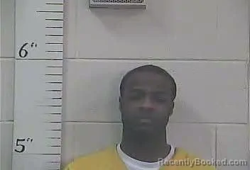 Mugshot of CARTRELL 205414 MOORE