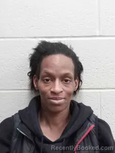 Mugshot of Lakesha Adore Mccradic