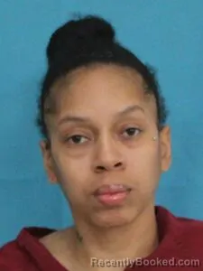 Mugshot of LATWILA MERRIWEATHER