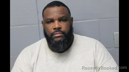 Mugshot of AARON G NORRIS