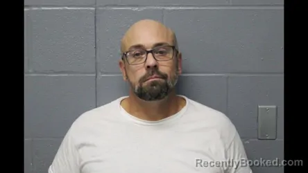Mugshot of SCOTT W MATHIS