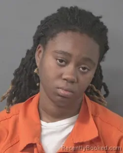 Mugshot of AIRIONA LAFAYE THRONE