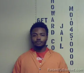 Mugshot of DARIUS L FREEMAN