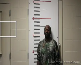 Mugshot of CARL RAY DONNELL