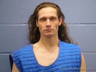 Mugshot of DEWAYNE EWARD DAVIS