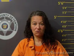 Mugshot of AMANDA LYNN THRASHER