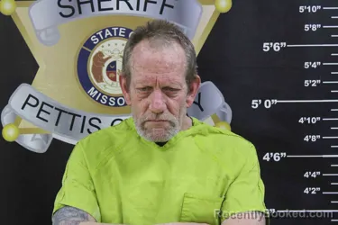 Mugshot of RONALD BLUM