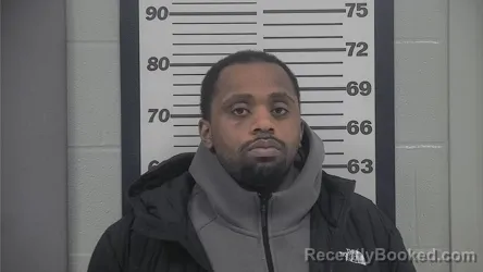 Mugshot of TYREQUE MARQUES ARMION OSBORNE