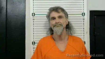 Mugshot of WILLIAM D MAXWELL