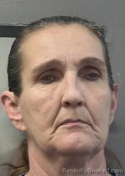 Mugshot of MERRY REGINA LINTON