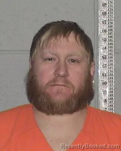 Mugshot of JAVE JOHNIE JACOB LUTZ