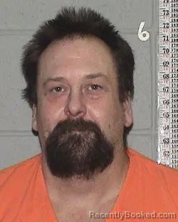 Mugshot of ROGER NATHAN HAYS