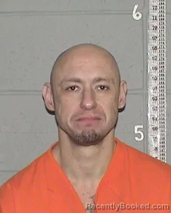 Mugshot of ROBERT HARVEY TREAT